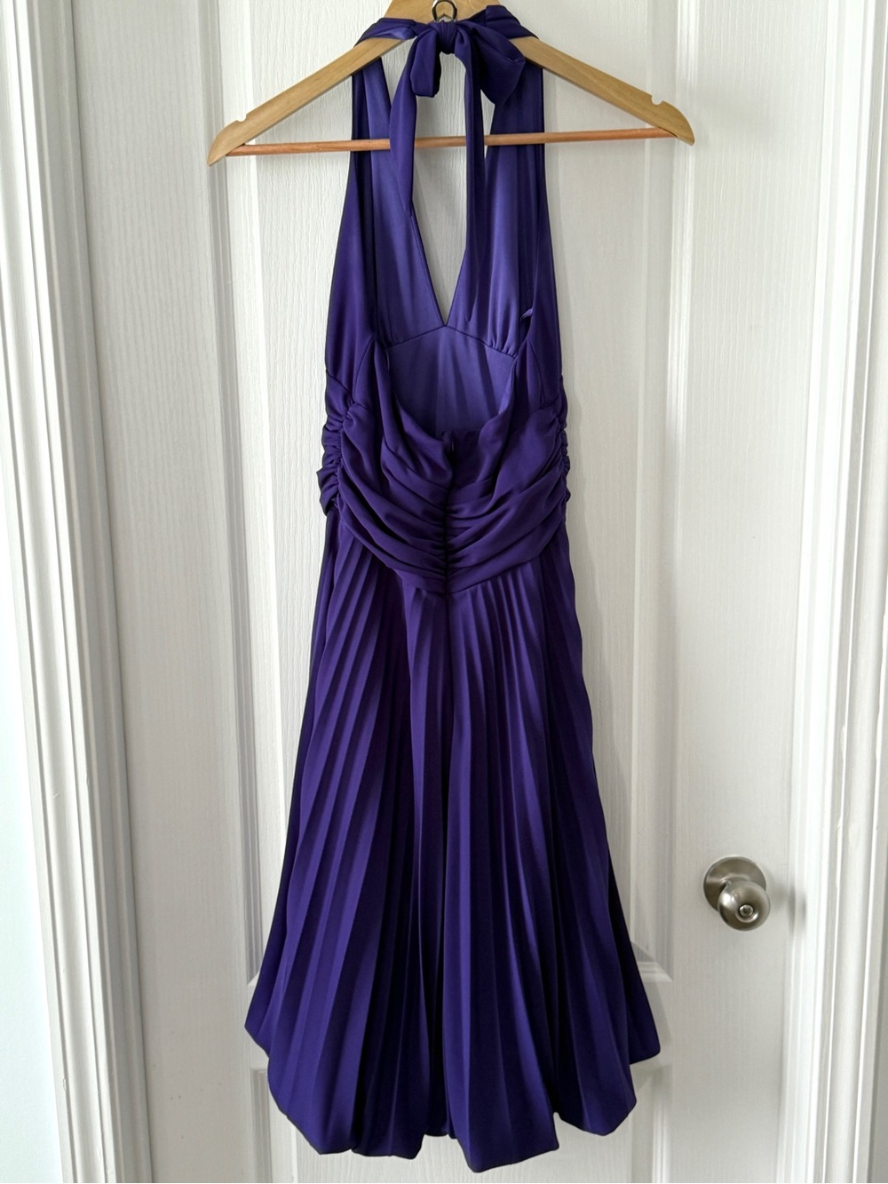 Vintage Caché Brilliant Purple Halter Dress | Y2K Elegant Evening Dress Size 4 - Picture 2 of 9